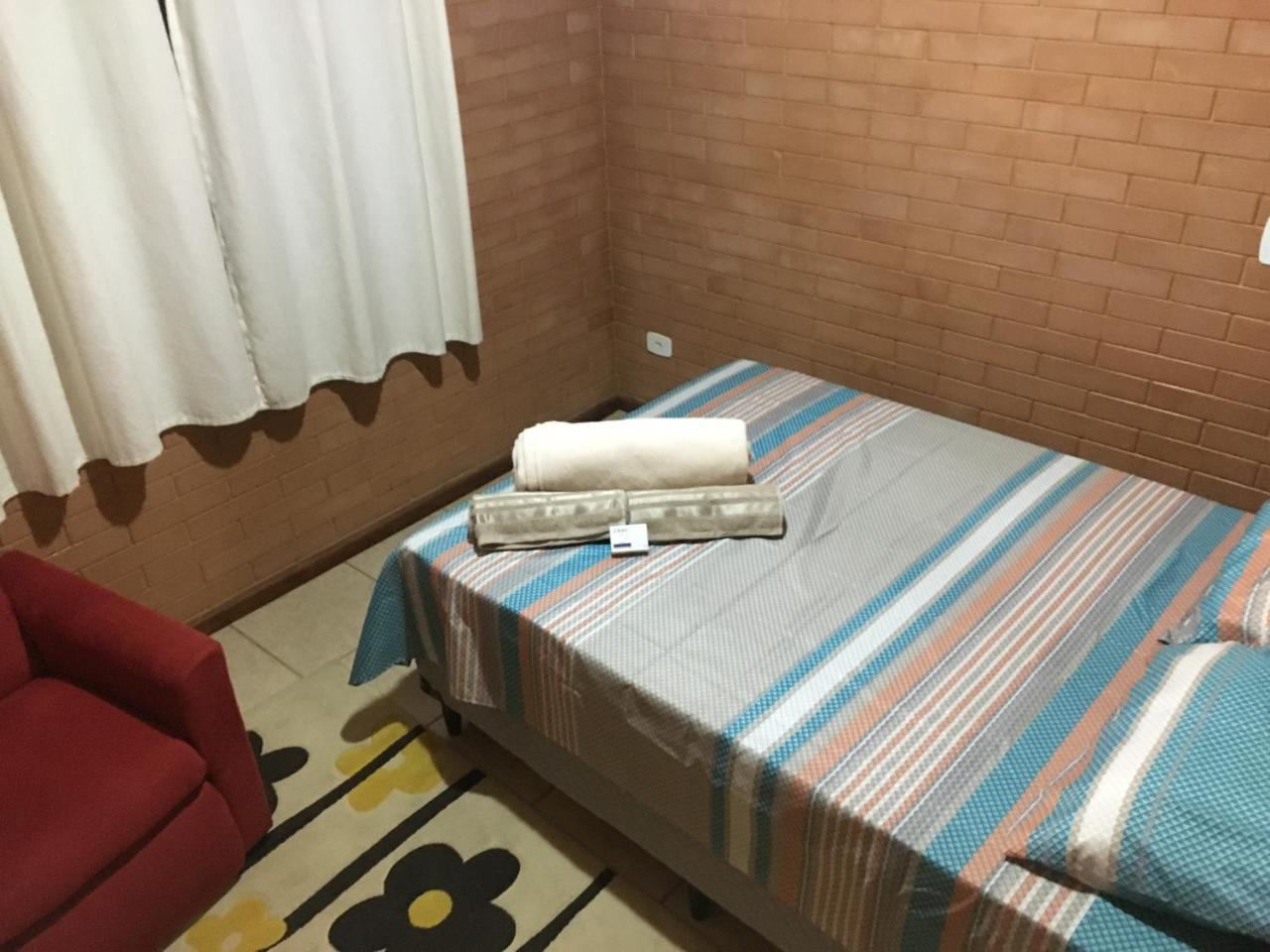 Chacara 4 Quartos Com Piscina Socorro  Eksteriør billede